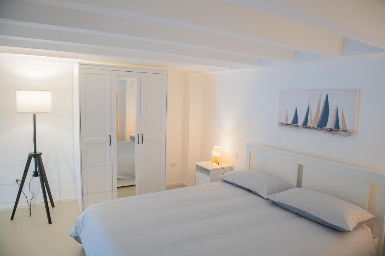 モルフェッタCasa Sant Orsola La Finestra Sul Mareアパートメント エクステリア 写真